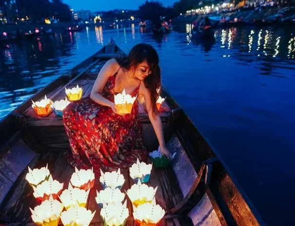 Hoi An lantern boat ride Vietnam evening tour